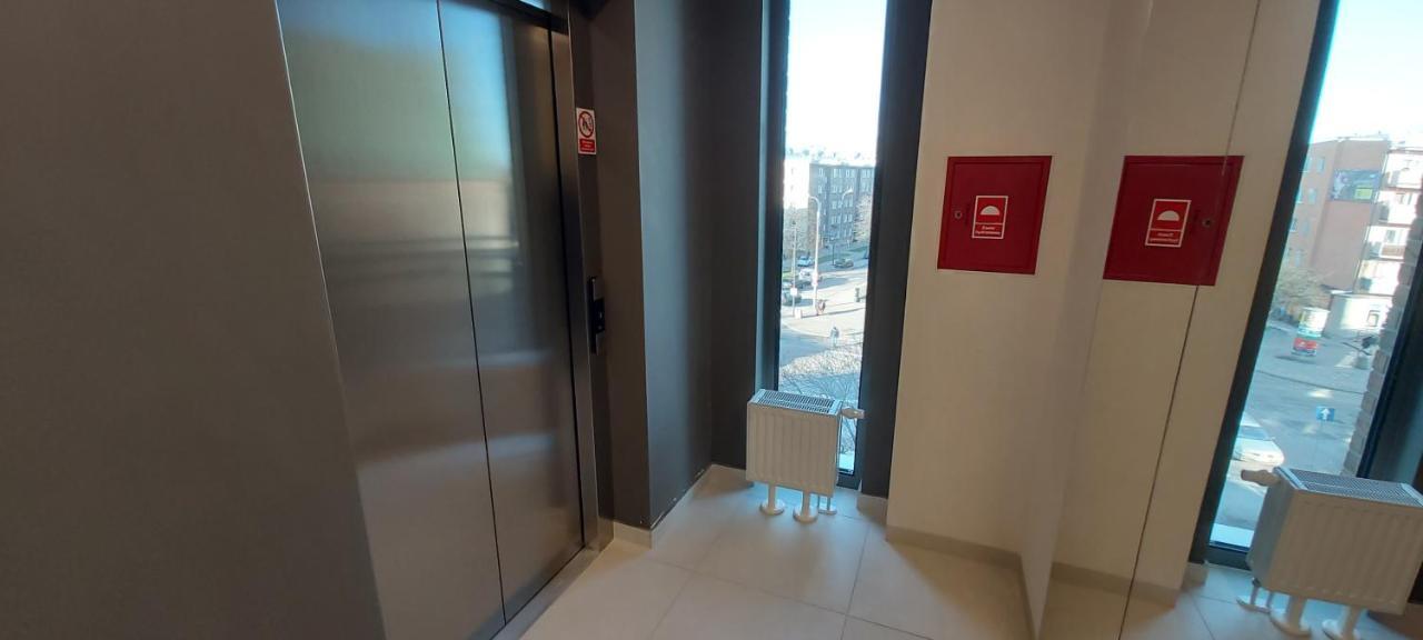 Central Apartments Ogrody 2 & Parking Gdansk Ngoại thất bức ảnh